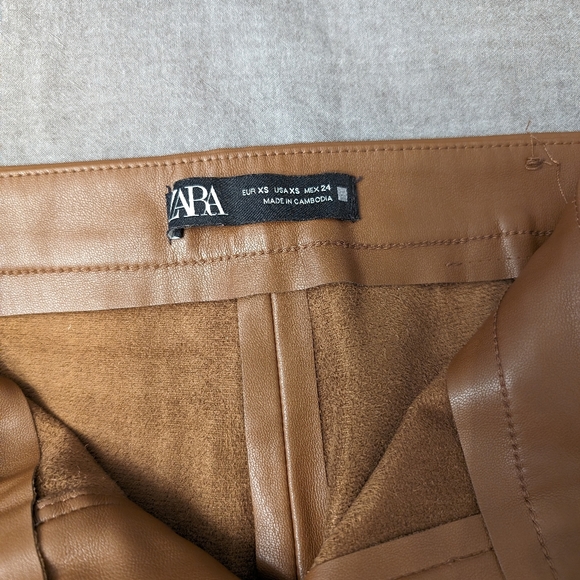 Zara Faux Leather Skinny Pants - Picture 3 of 9